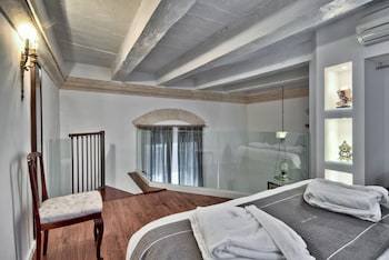 u collection suites and apartments