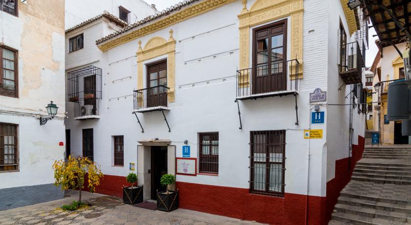 hotel palacio de santa ines