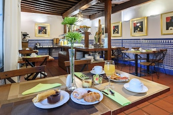 hotel palacio de santa ines