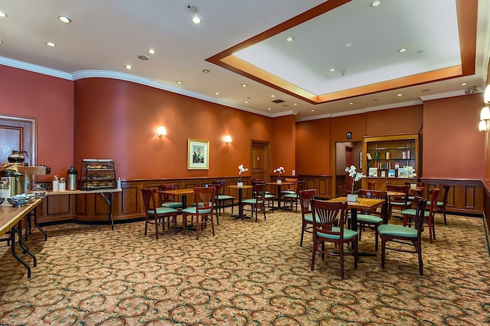 chelsea savoy hotel