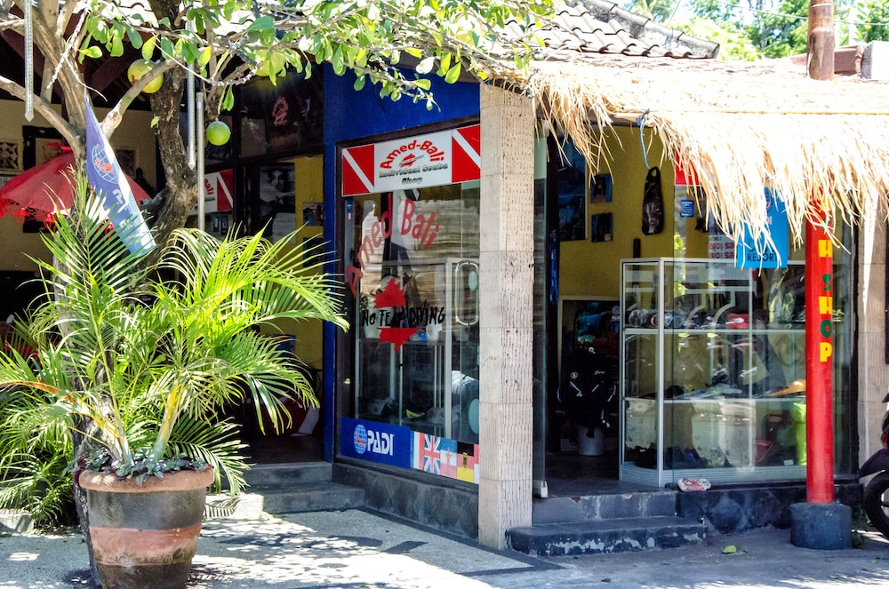 la bila dive resort amed