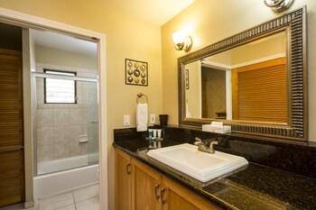 castle kona bali kai