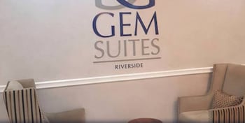 gemsuites hotel and apartments riverside