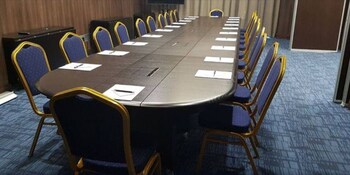 gemsuites hotel and apartments riverside