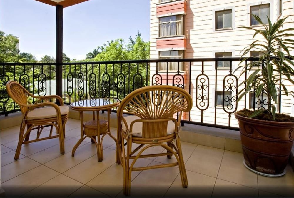 gemsuites hotel and apartments riverside