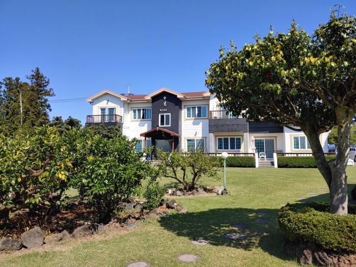 gyul house