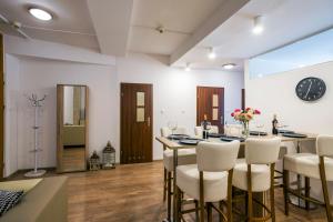 galeria italiana apartments