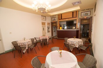 Mengqi Hostel,Magong>>Huxi,2.5 star