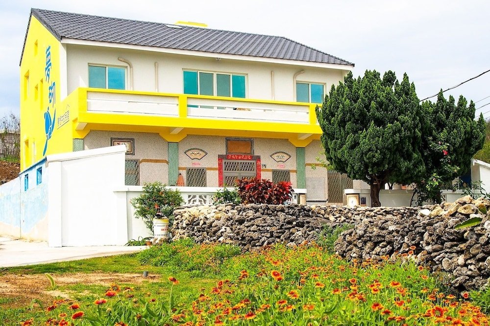 mengqi hostel