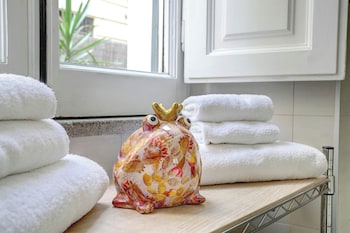 santi quattro apartment and rooms colosseo