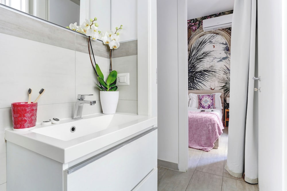 santi quattro apartment and rooms colosseo