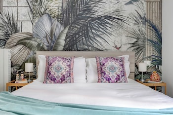 santi quattro apartment and rooms colosseo