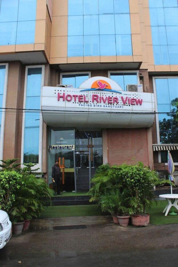 hotel river view