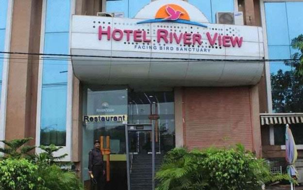 hotel river view