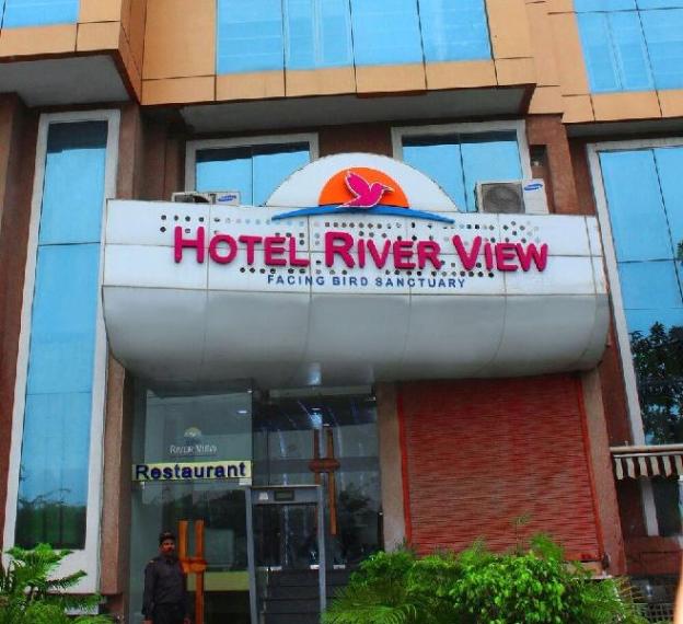 hotel river view