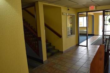 Days Inn By Wyndham Grand Island,Hall County>>Grand Island,2 star