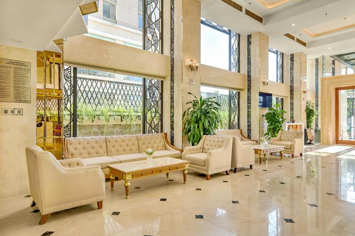 paris deli danang beach hotel
