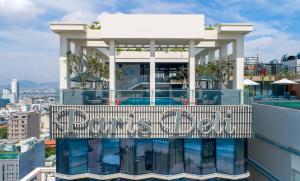 paris deli danang beach hotel
