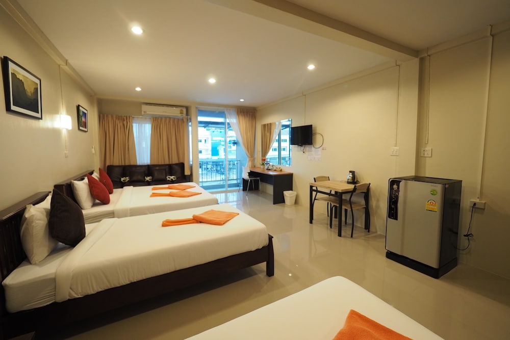 bann lhong rak krabi