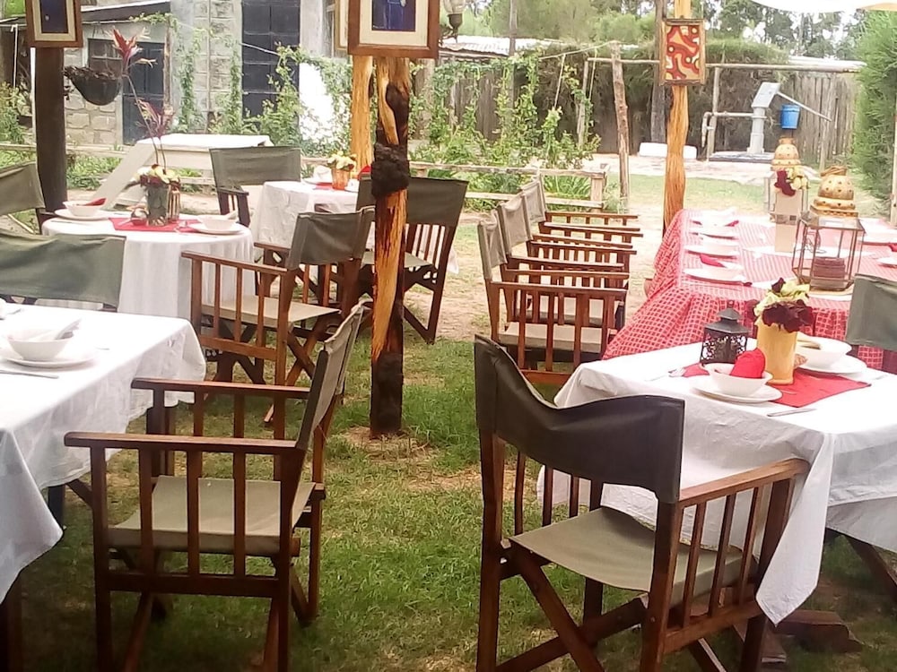 samawati lakeside cottages