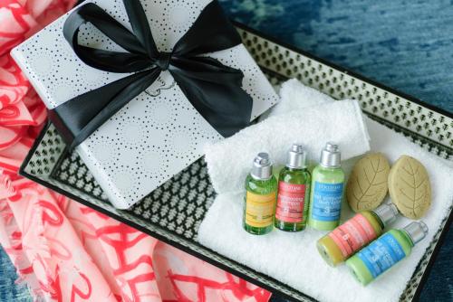 u boutique kinneret by the sea of galilee