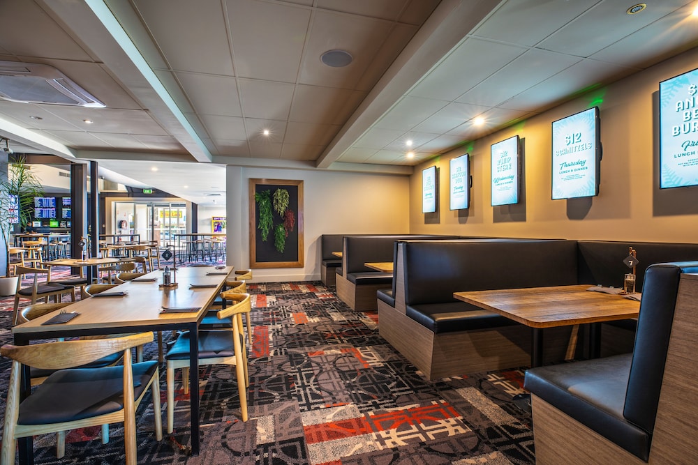 nightcap at finsbury hotel