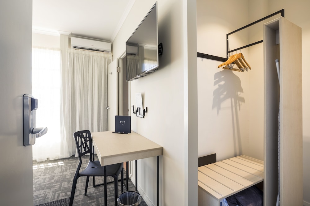 nightcap at finsbury hotel