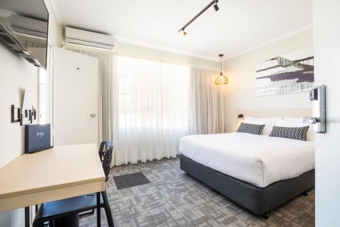 nightcap at finsbury hotel