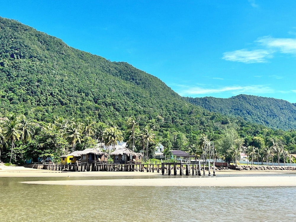 freedom beach resort
