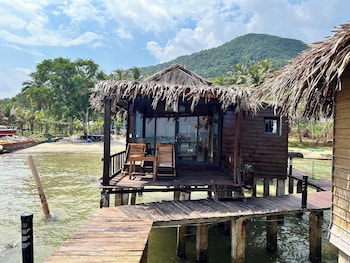 freedom beach resort