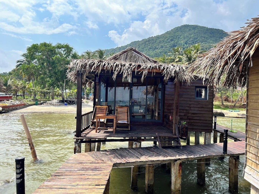 freedom beach resort