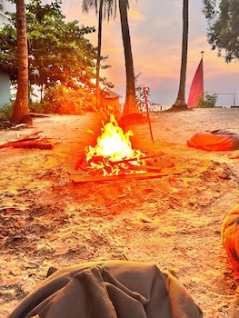 freedom beach resort