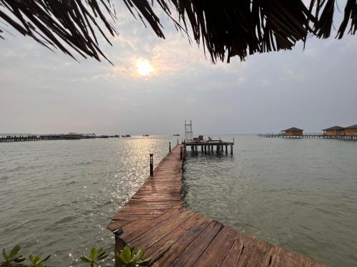 freedom beach resort