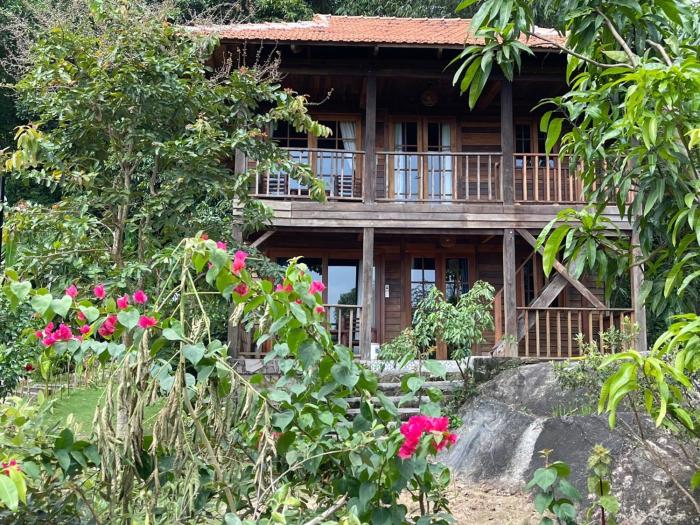 freedom beach resort