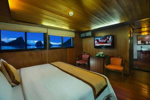 syrena cruises