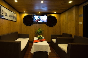 syrena cruises