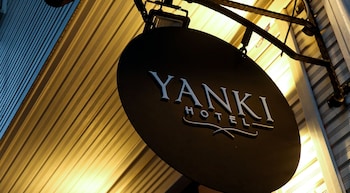 yanki hotel