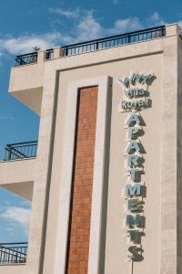 villa royal apartments