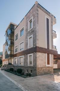 villa royal apartments