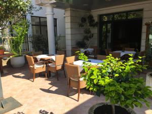 villa royal apartments