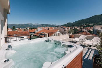 villa royal apartments