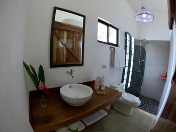 Hotel Buddha San Juanillo,Guanacaste>>Canafistula,2.5 star
