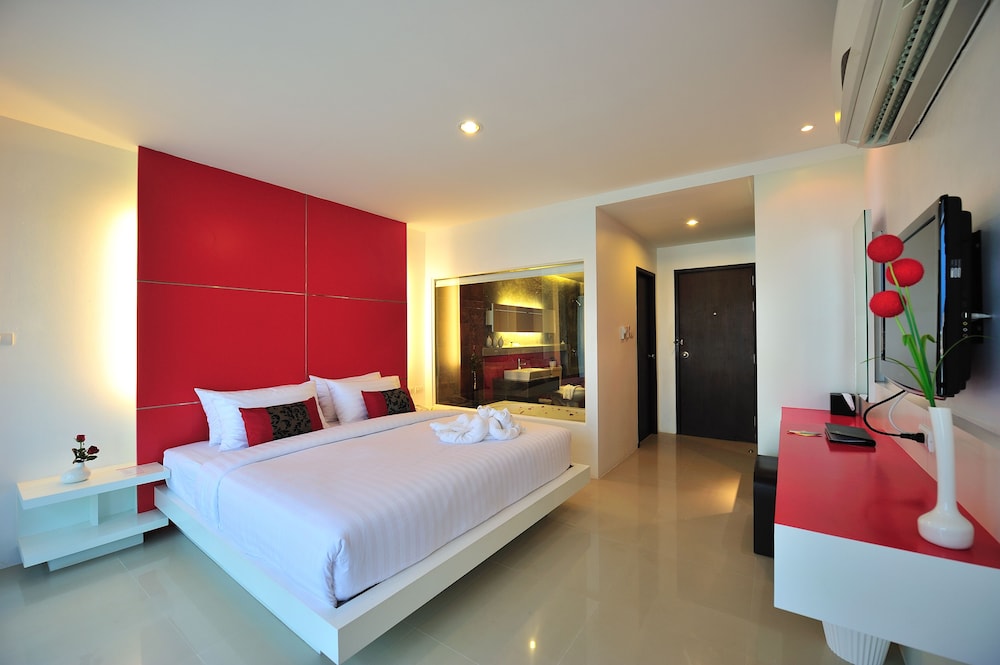 alfresco phuket hotel