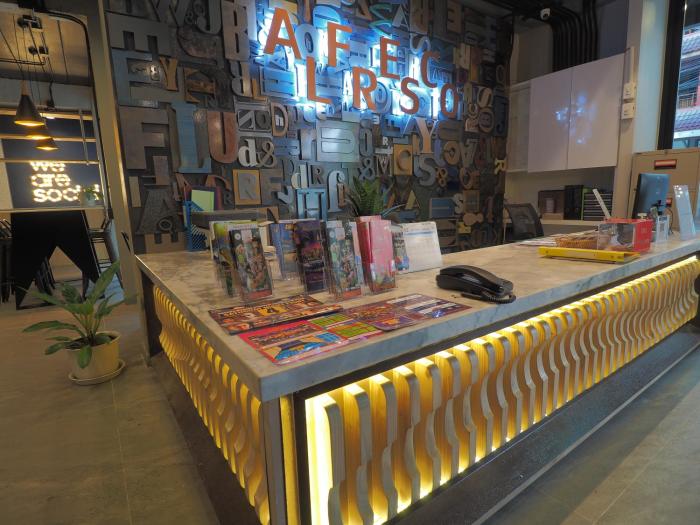 alfresco phuket hotel