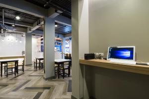 alfresco phuket hotel