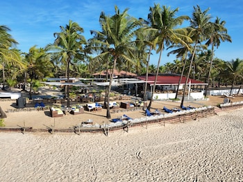 croque beach resort