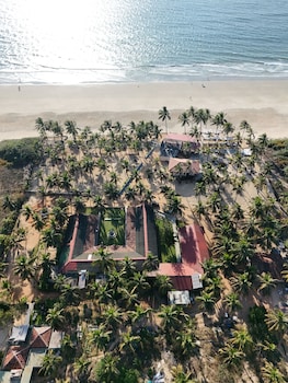 croque beach resort
