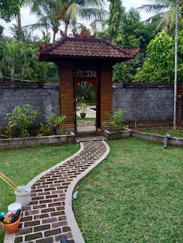Mahalini Villa 3,,3 star