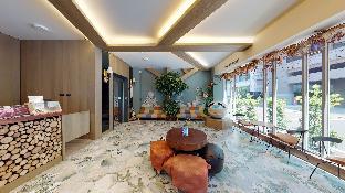 treehouse hostels