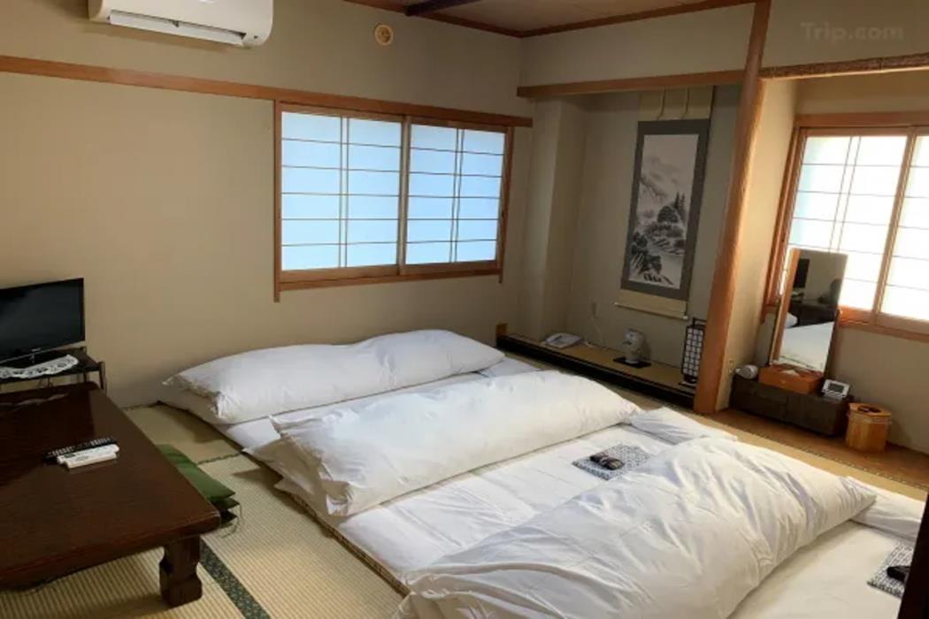 Katsuya Inn,,2 star
